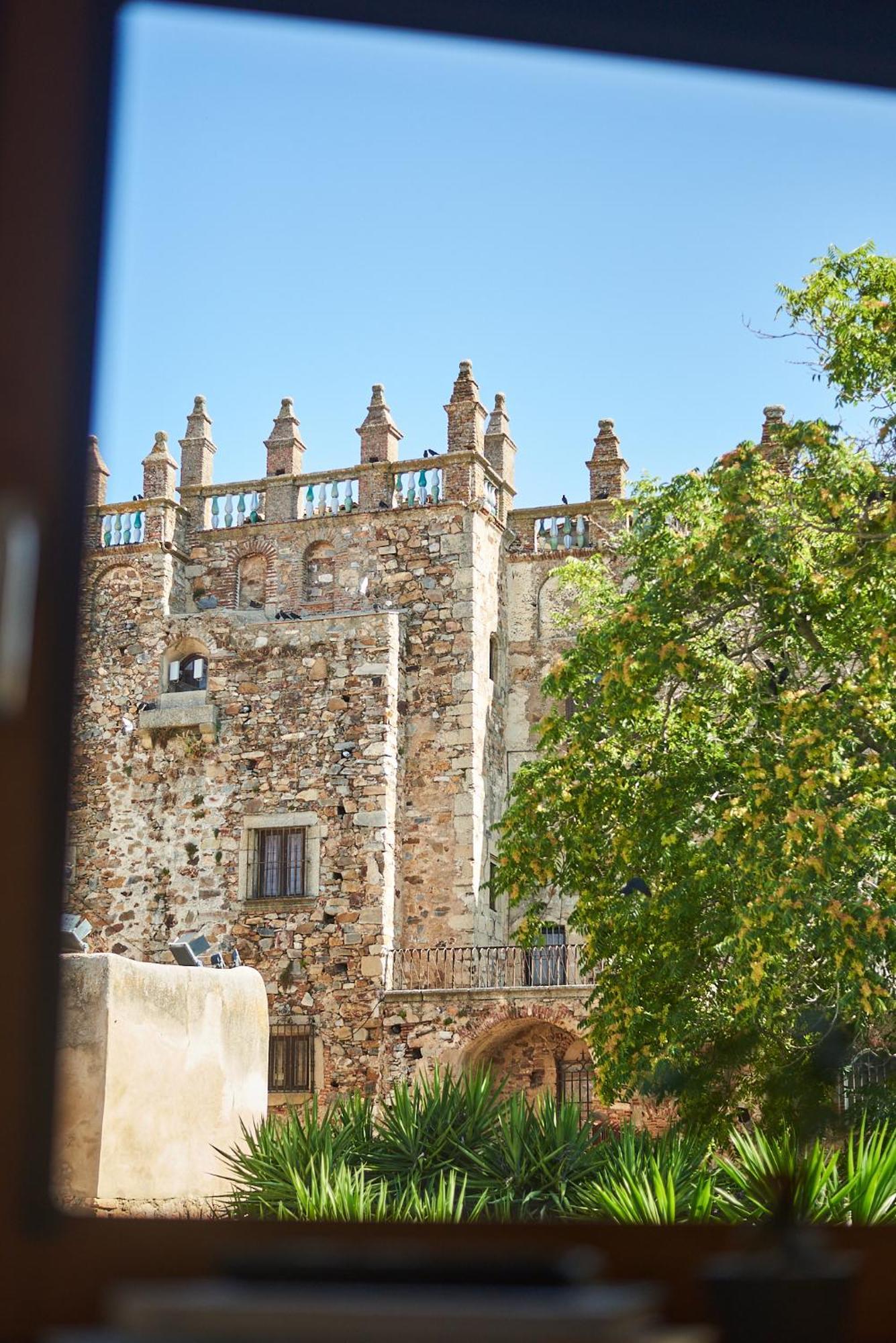 Hotel Casa Palacio Pereros Caceres Exterior photo